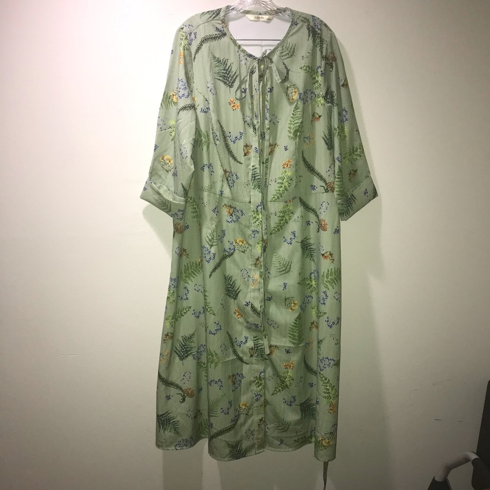 EShakti (Zapelle) Dress - Picture 2 of 3